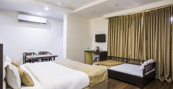 Genx Usha Kiran Agra Hotel อัครา ภายนอก รูปภาพ