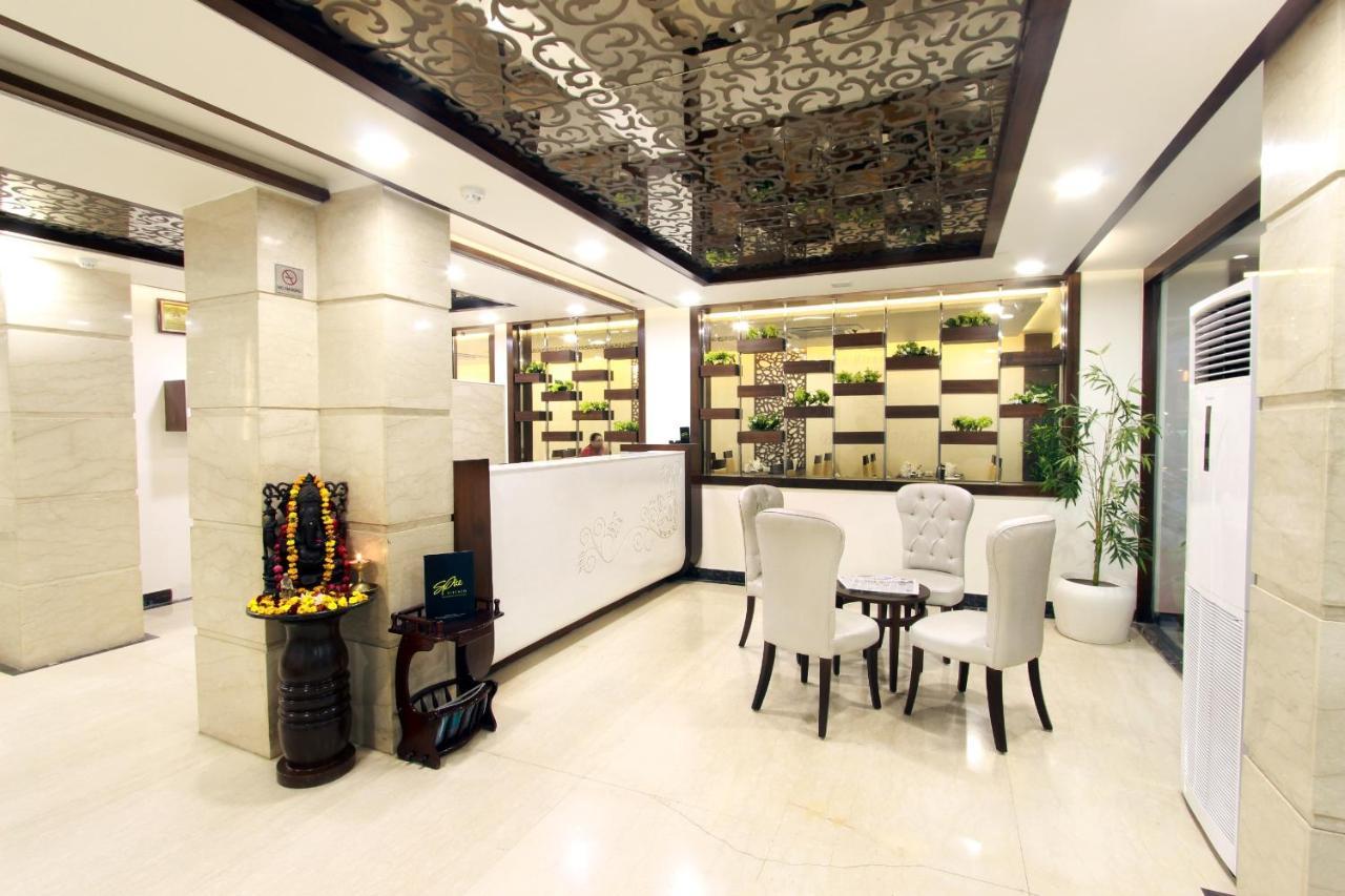 Genx Usha Kiran Agra Hotel อัครา ภายนอก รูปภาพ